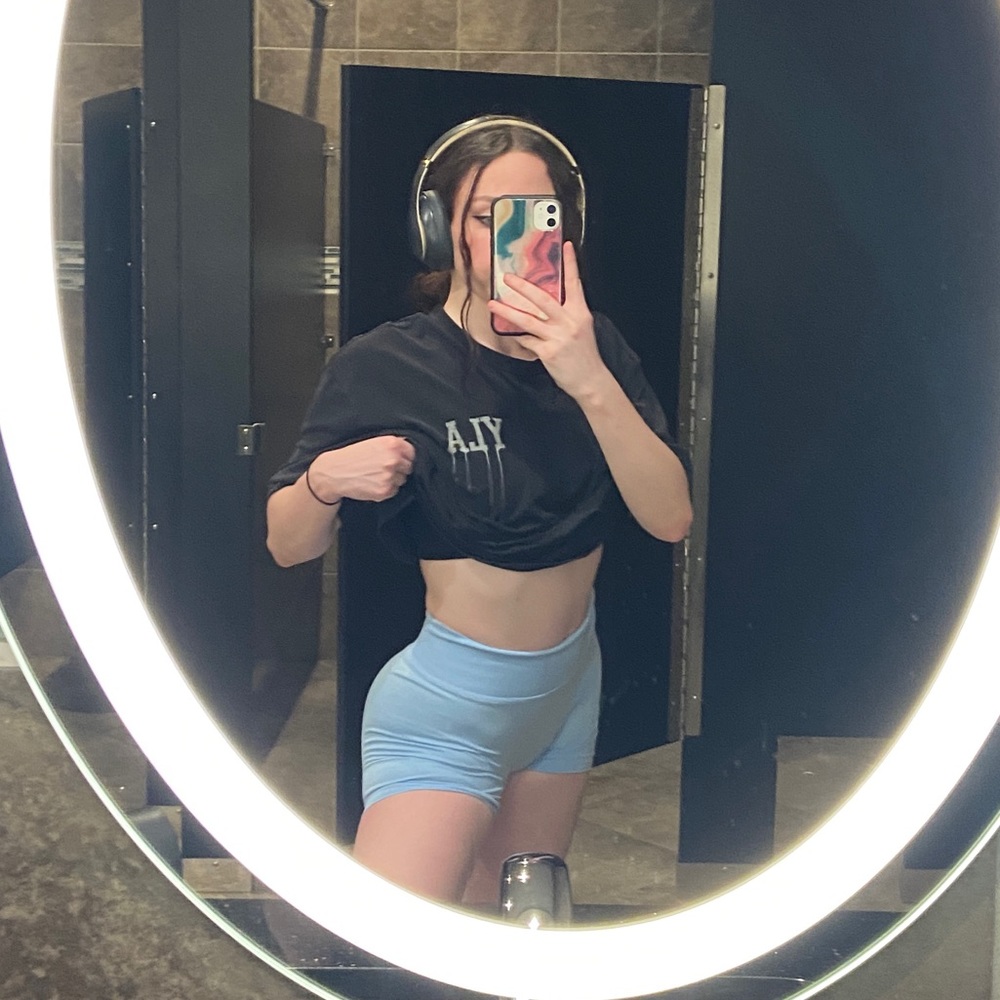 Meet your Posher, Lyndsey